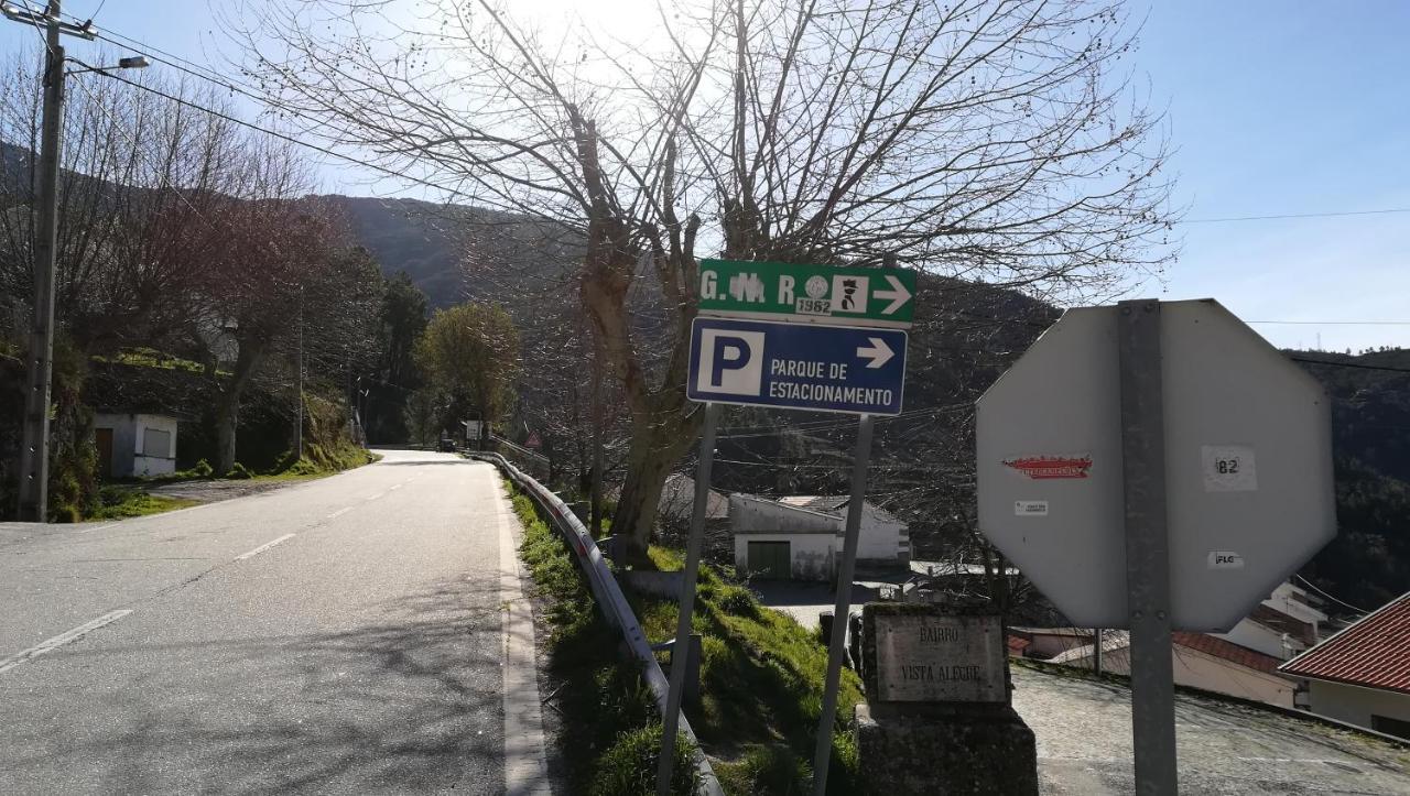 Casa Da Fonte Sagrada Hotel Loriga Kültér fotó
